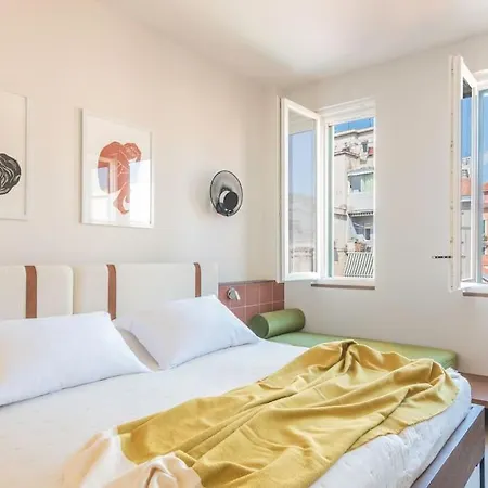 Apartment Centre Design Split