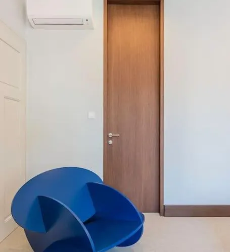 Centre Design Apartment