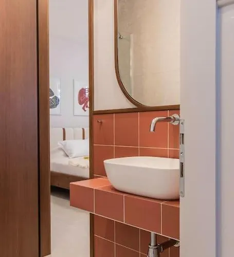 Centre Design * Split