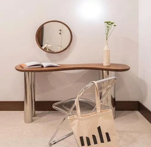 Centre Design * Split